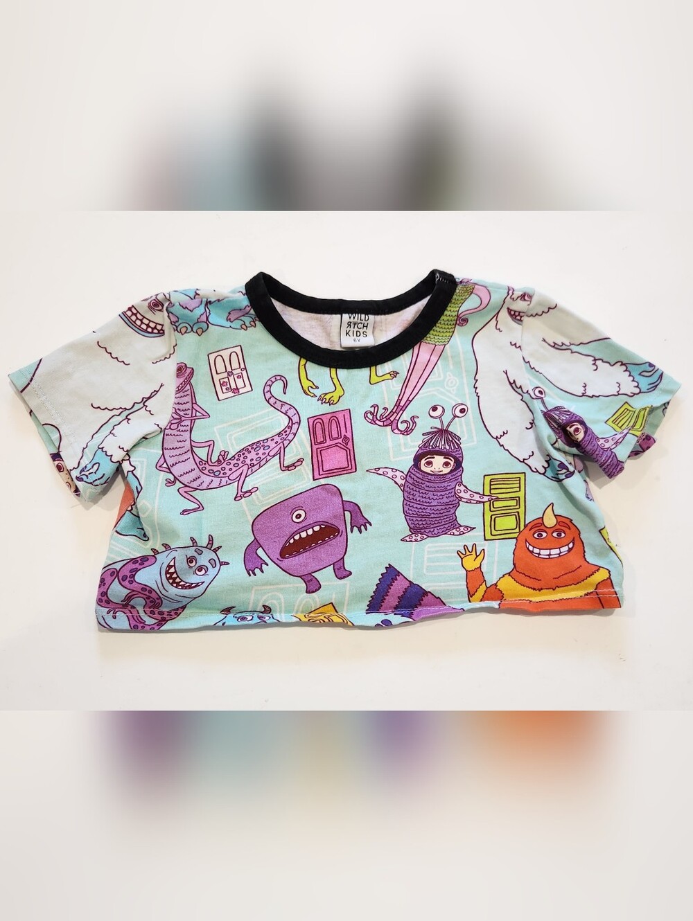 Wild Rich Kids Monsters Inc T-Shirt Girls Size 6 Disney PIXAR Crop Top Boutique